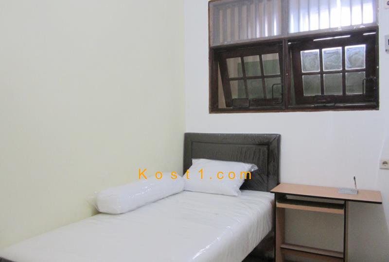 Foto Kost di Kemanggisan, Pal Merah, Id 3871